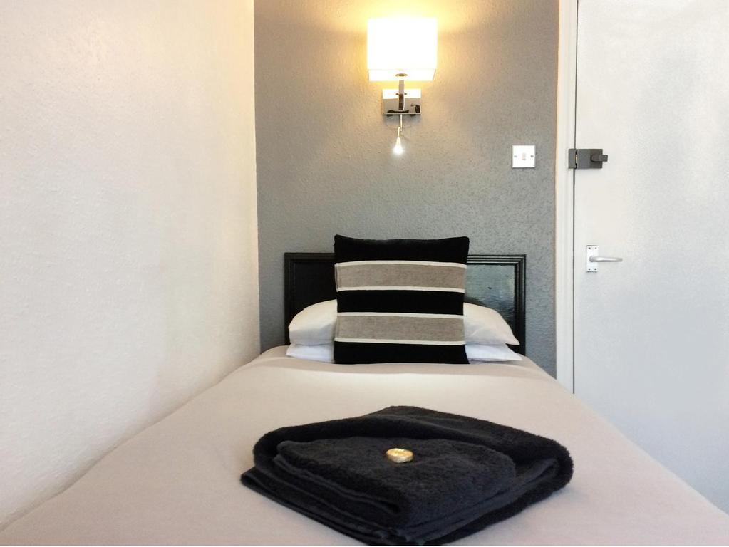 הייסטינגס Apollo Guest House מראה חיצוני תמונה